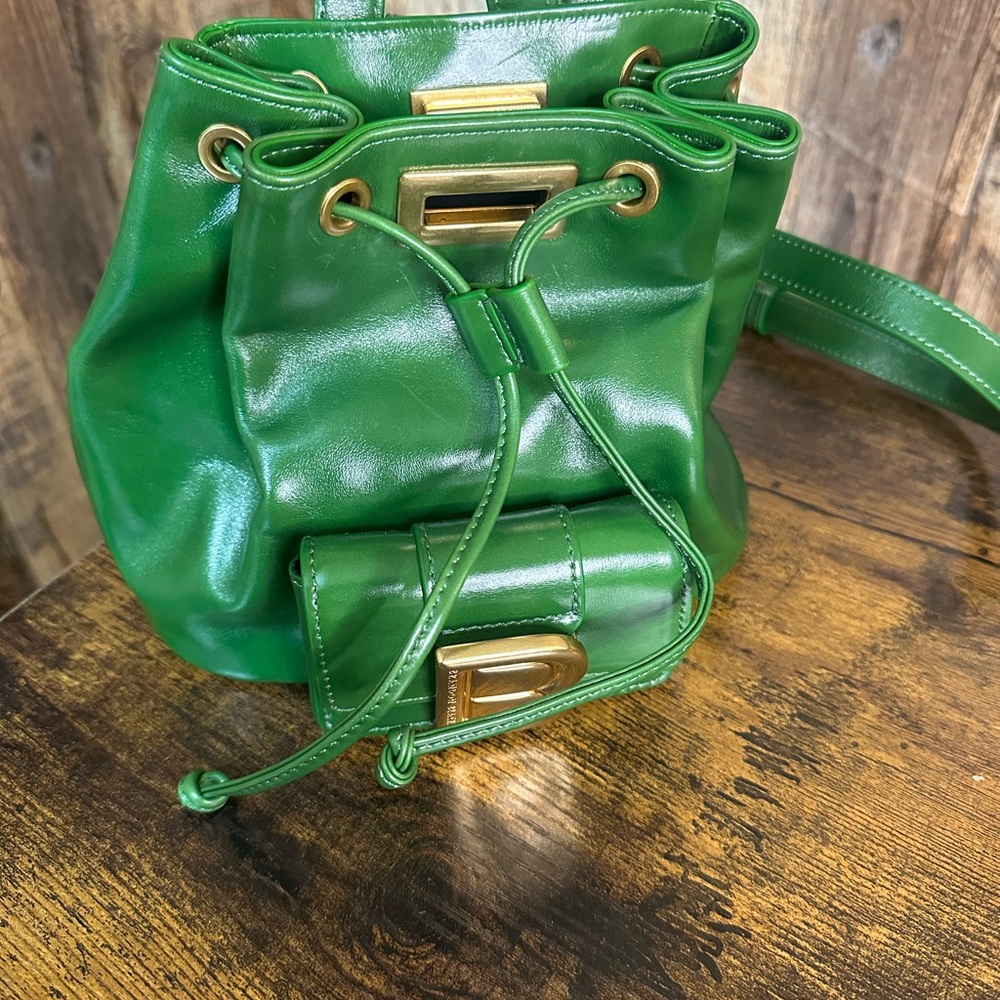 Brandon Blackwood Vibrant Green Backpack - Picture 3 of 8